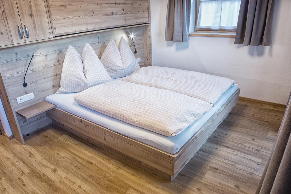 Farm stay Klampfererhof *